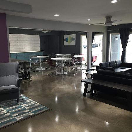 Aae Austin'S Travelodge מראה חיצוני תמונה