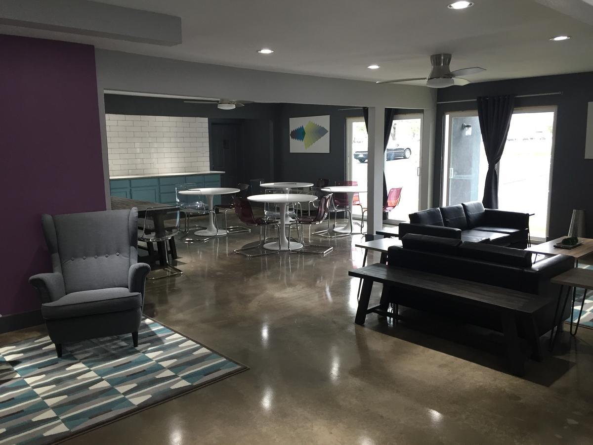 Aae Austin'S Travelodge מראה חיצוני תמונה